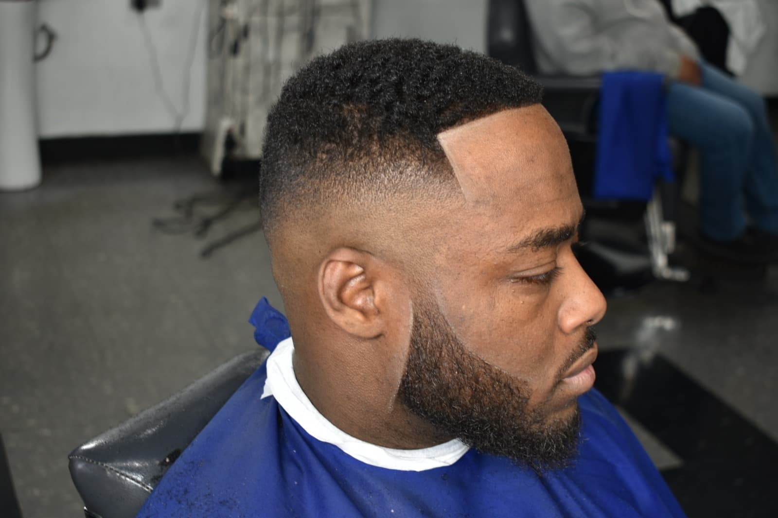 Fade with full beard and lineup